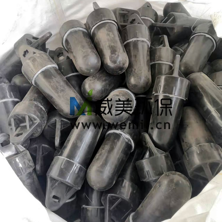 Weights that are ready for shipment after production